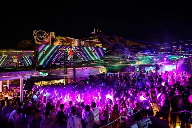 Party and club at the Club Haus 80's